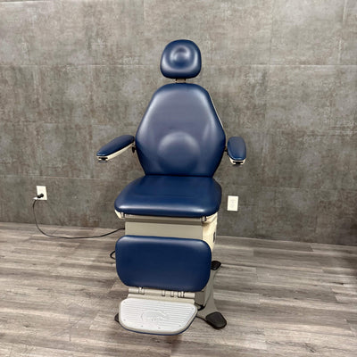 MTI 463 ADA-Compliant Exam Chair