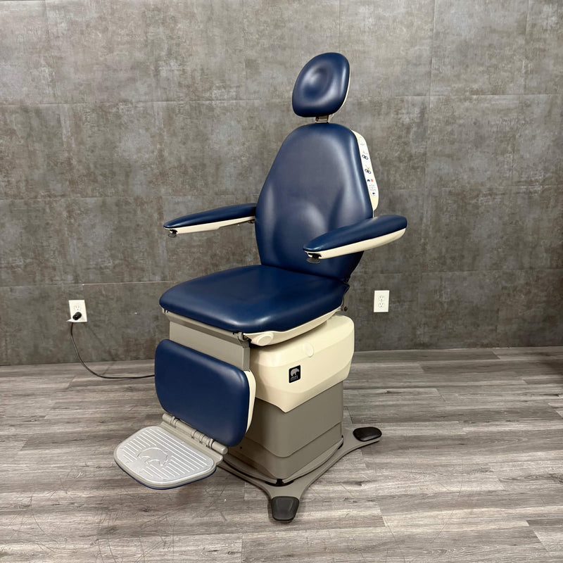 MTI 463 ADA-Compliant Exam Chair