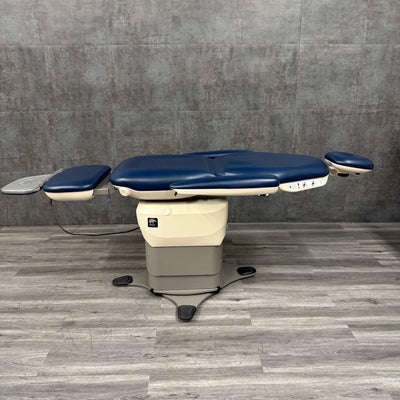 MTI 463 ADA-Compliant Exam Chair