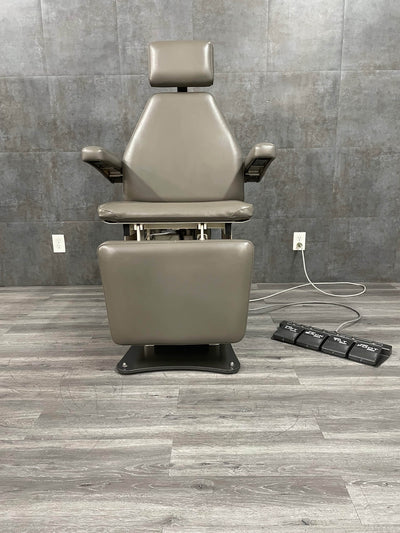 MTI 530 Podiatry Chair 