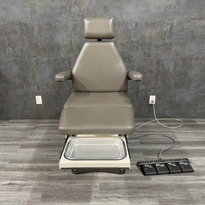 MTI 530 Podiatry Chair 