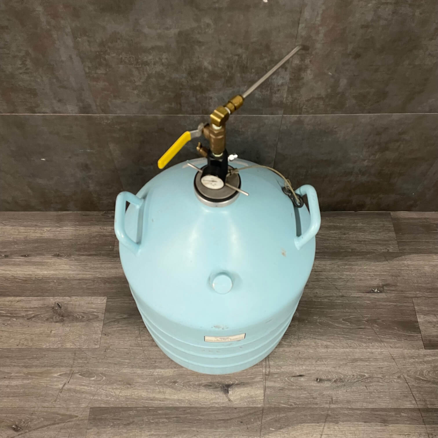 Affordable Cryogenic Tank Near Me – Angelus Medical 