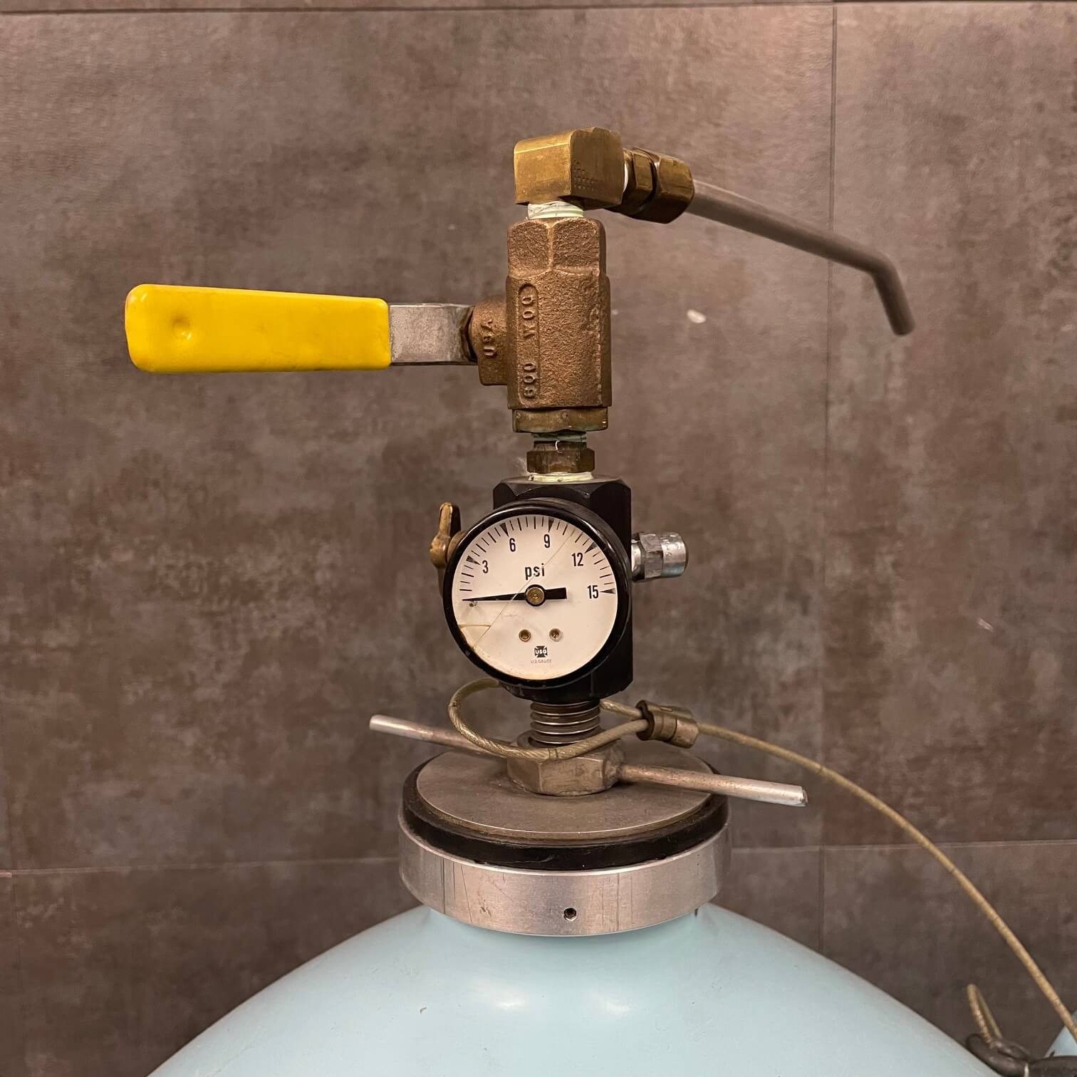 Manual Discharge Device on Lab 30 Cryogenic Tank - near me Los Angeles