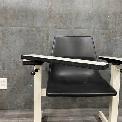Mesa Blood Drawing Chair
