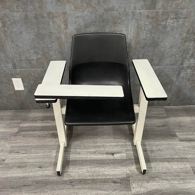 Mesa Blood Drawing Chair