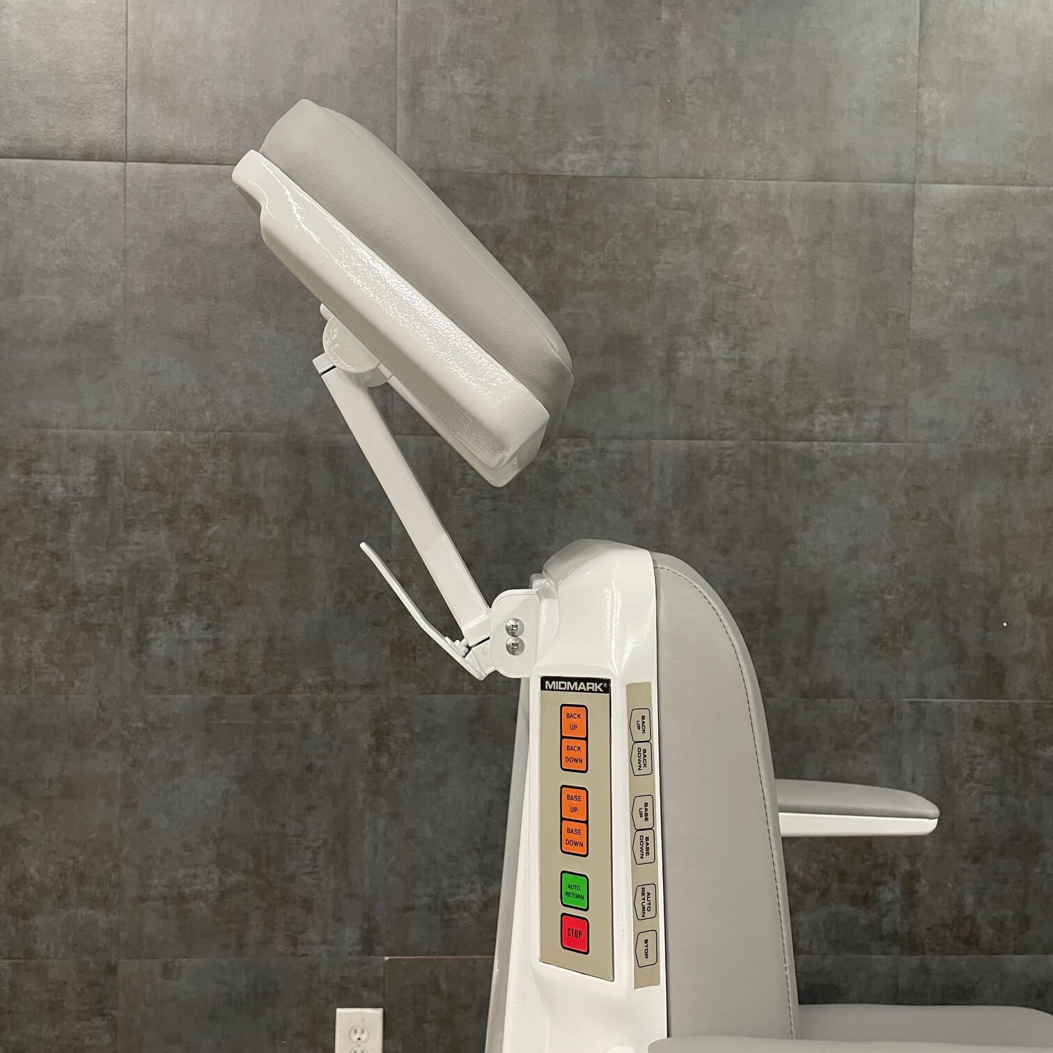 Midmark 491 Exam Chair