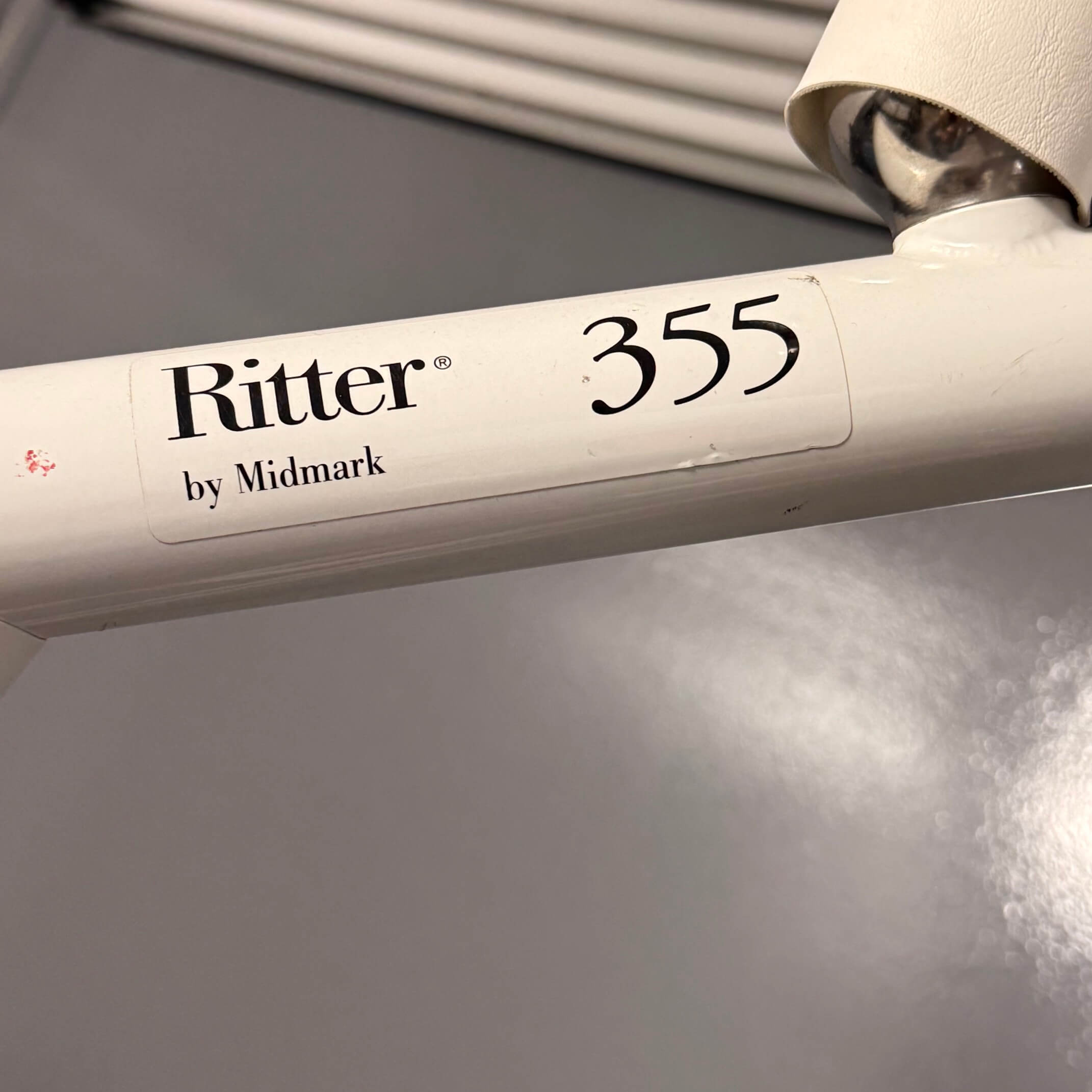 Ritter 355 Dual Surgical Light - Ceiling Mount - – Angelus Medical and ...