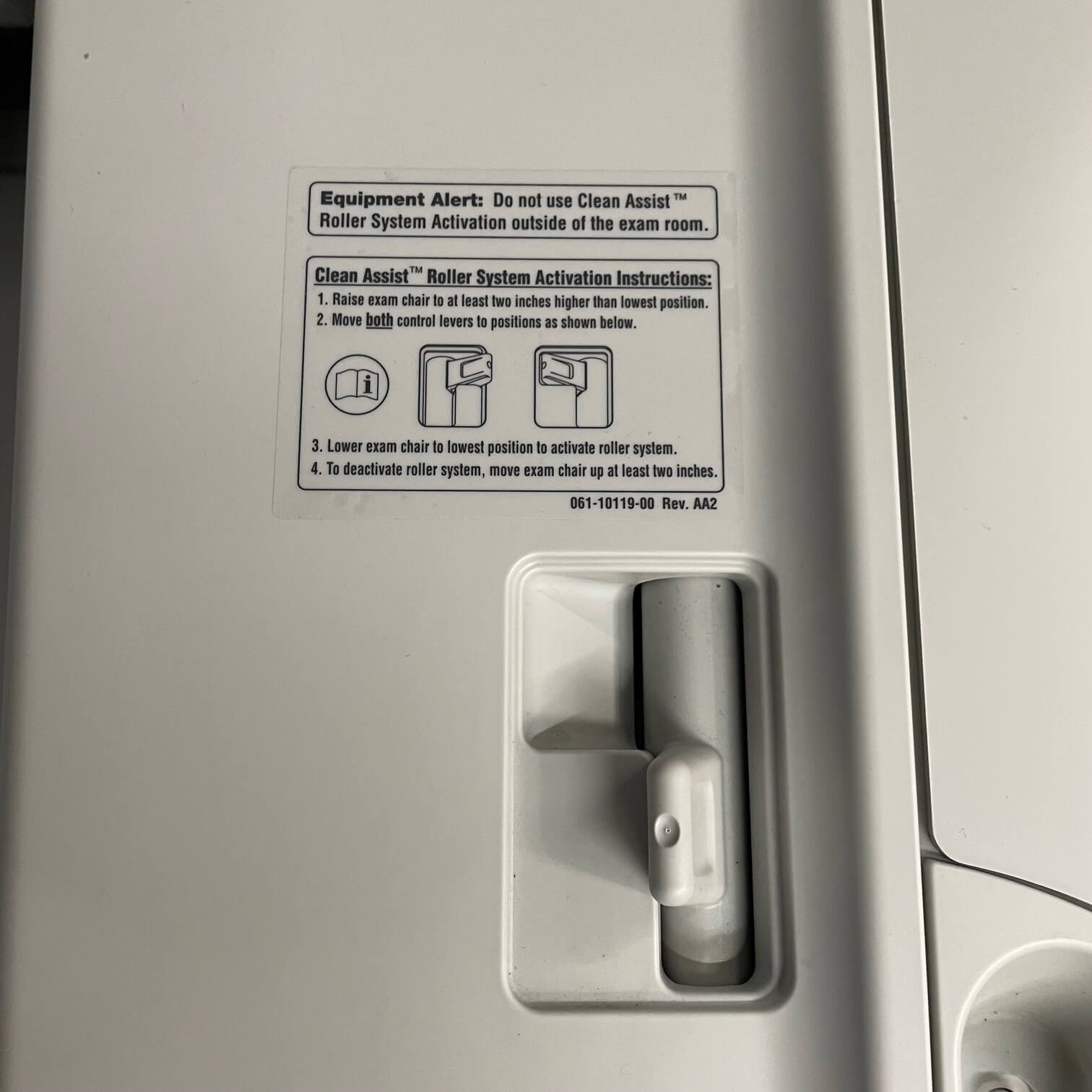 Midmark Ritter 626 Barrier Free Power exam table with Clean Assist available near me in Los Angeles California