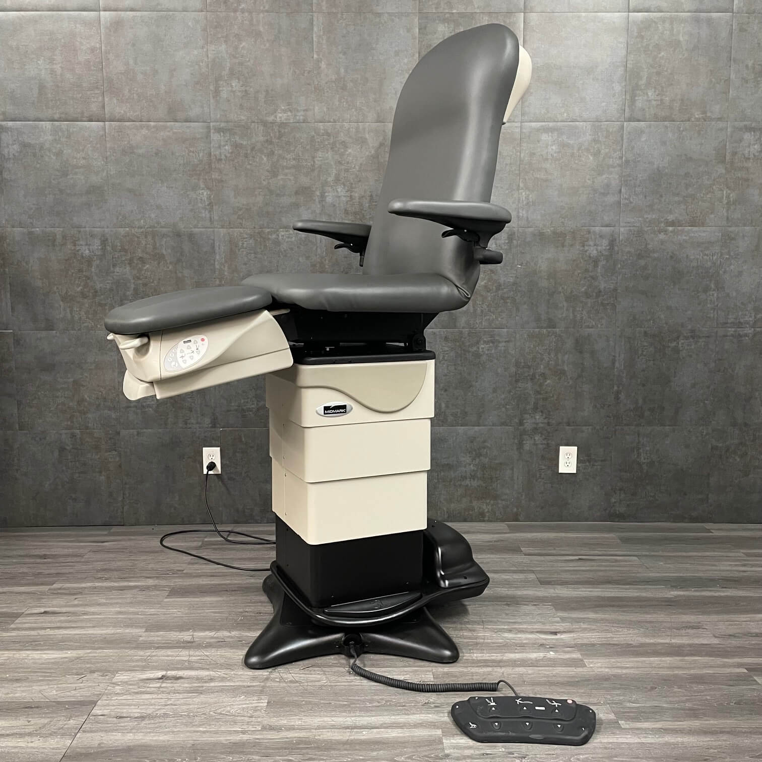 Podiatry chair with variable height for sale near me