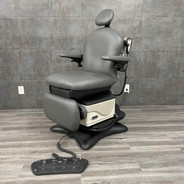 Midmark Ritter 641 Programmable with Rotation Exam Chair