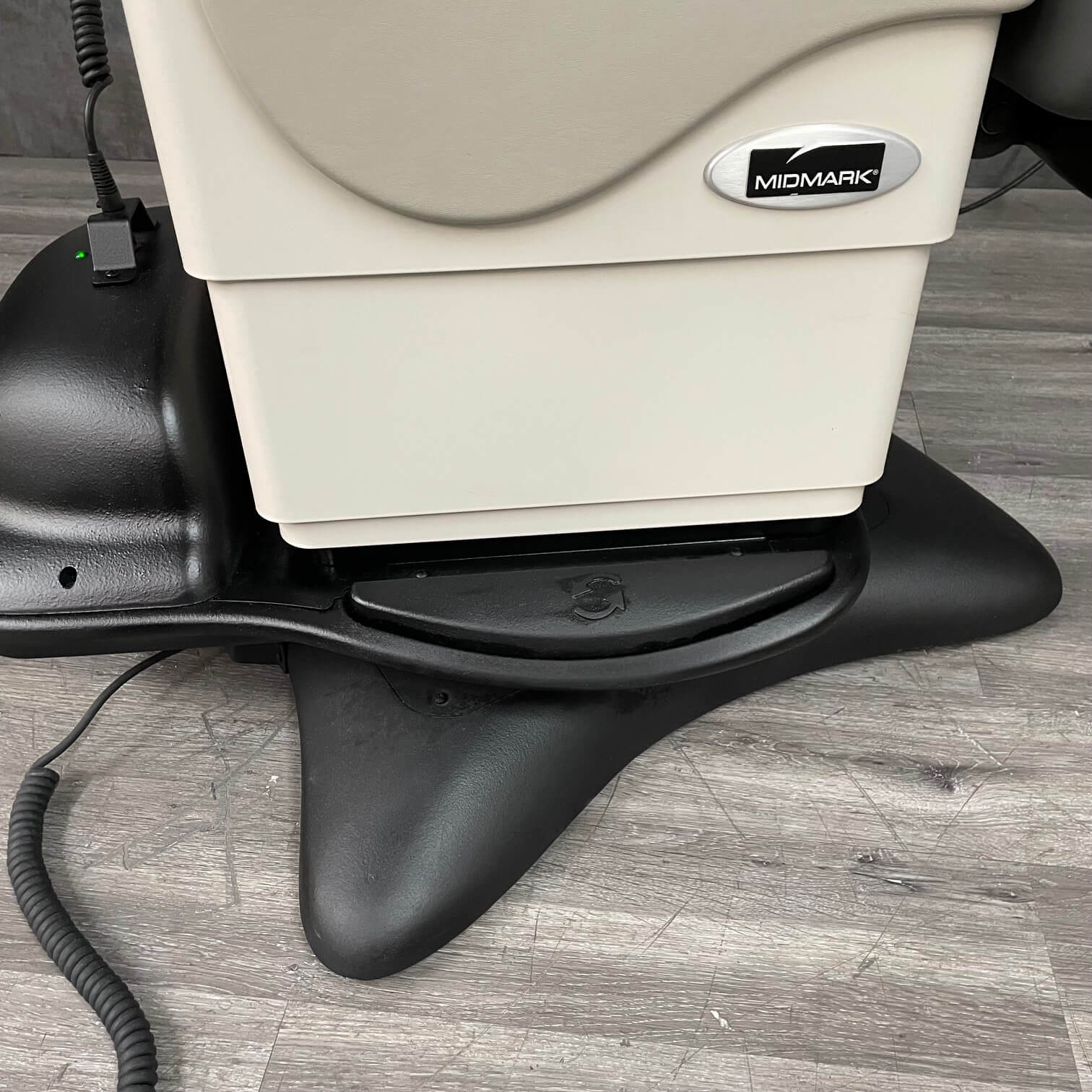 Midmark Surgery chair with rotation for sale near me