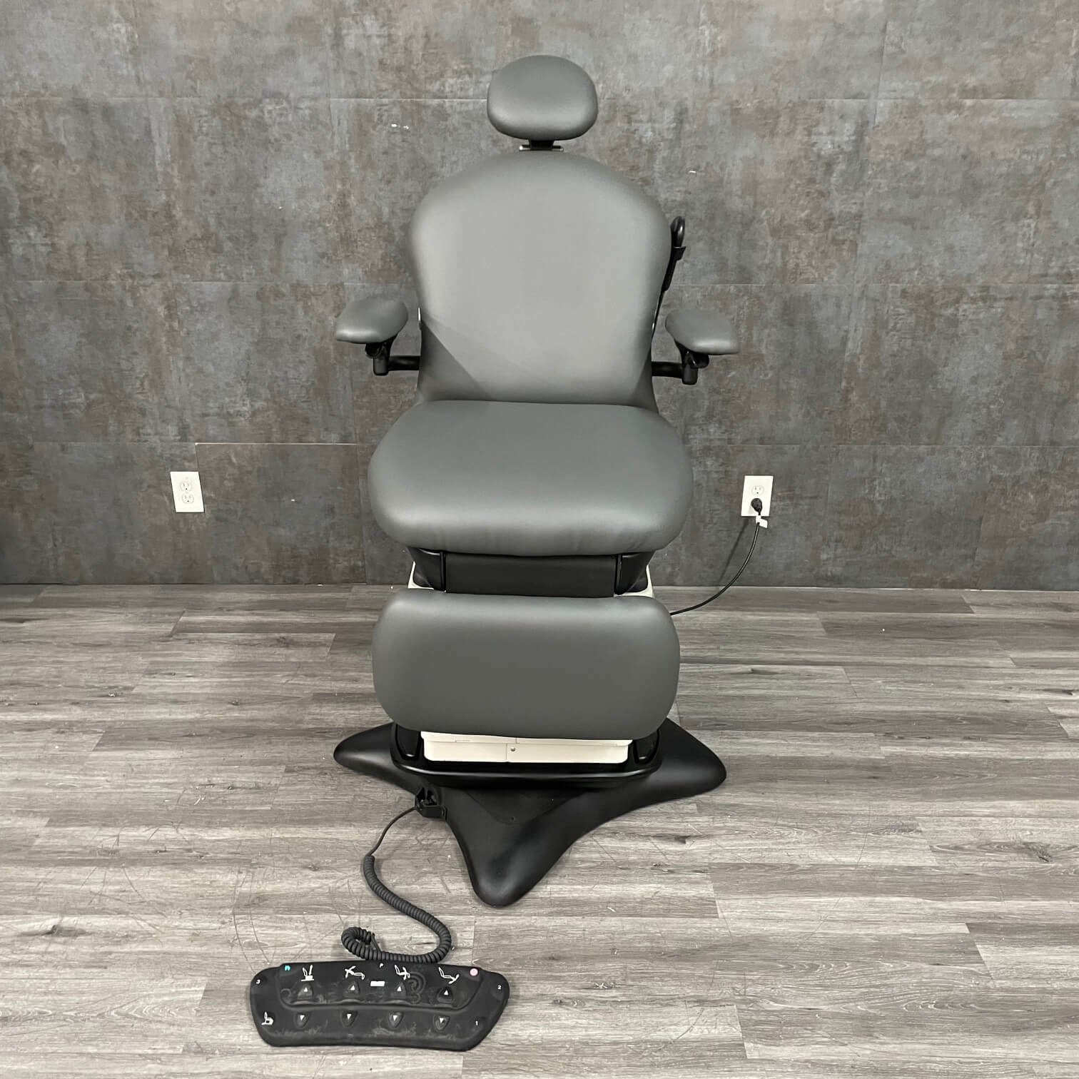 Ritter Midmark Exam chair front view - near me