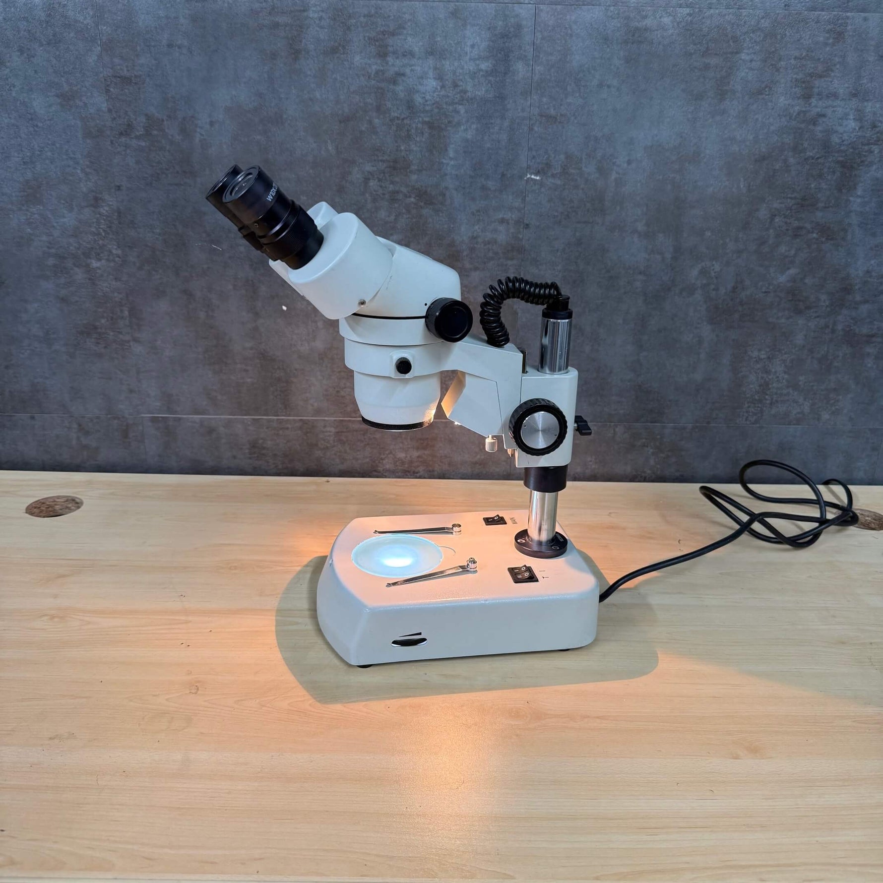 National Optical 420 Zoom Microscope
