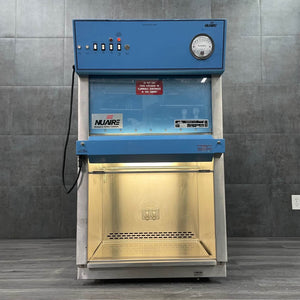 Nuaire NU-425-200 Biosafety Cabinet
