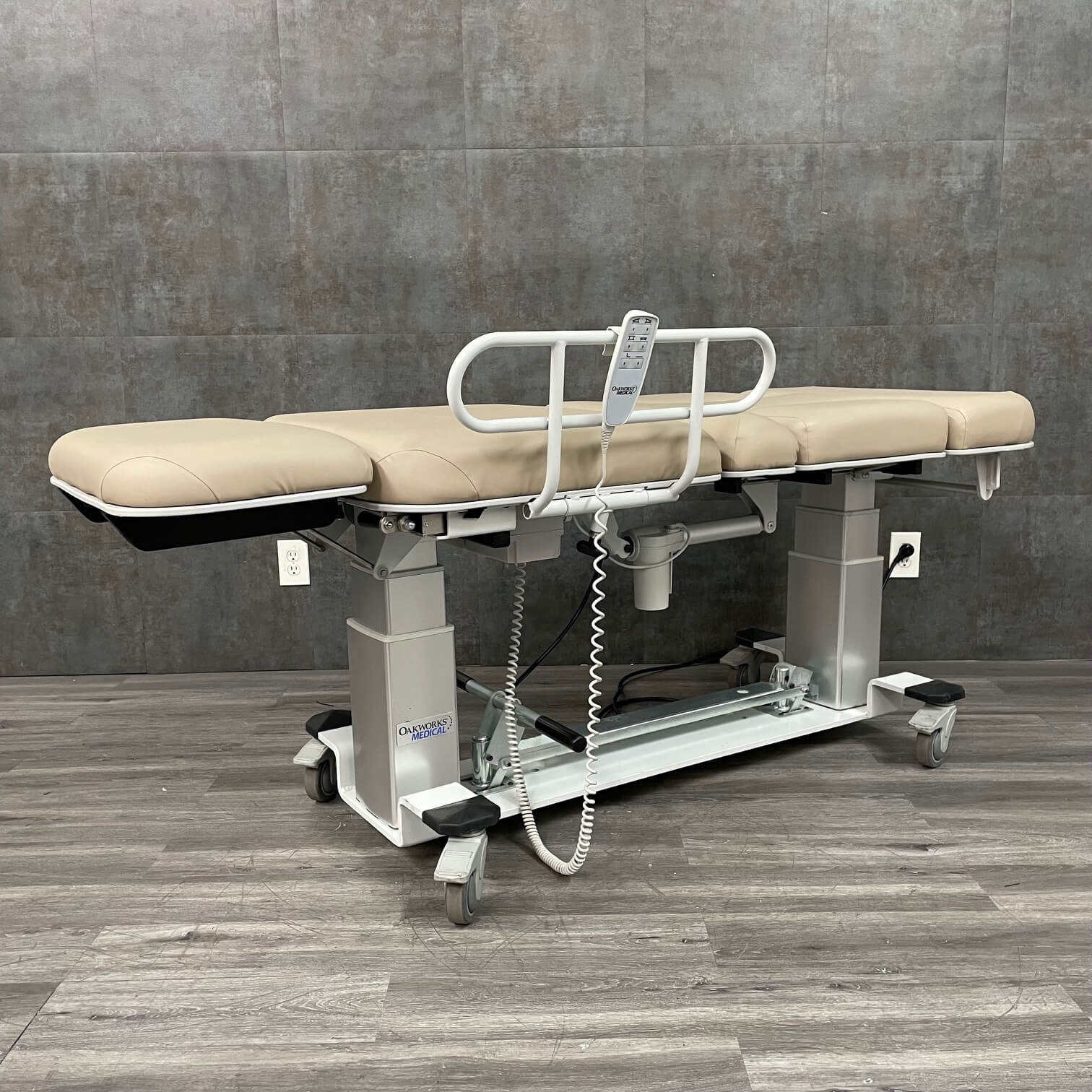 Oakworks Medical Dual tower Ultrasound Table with Powered Height Adjustment