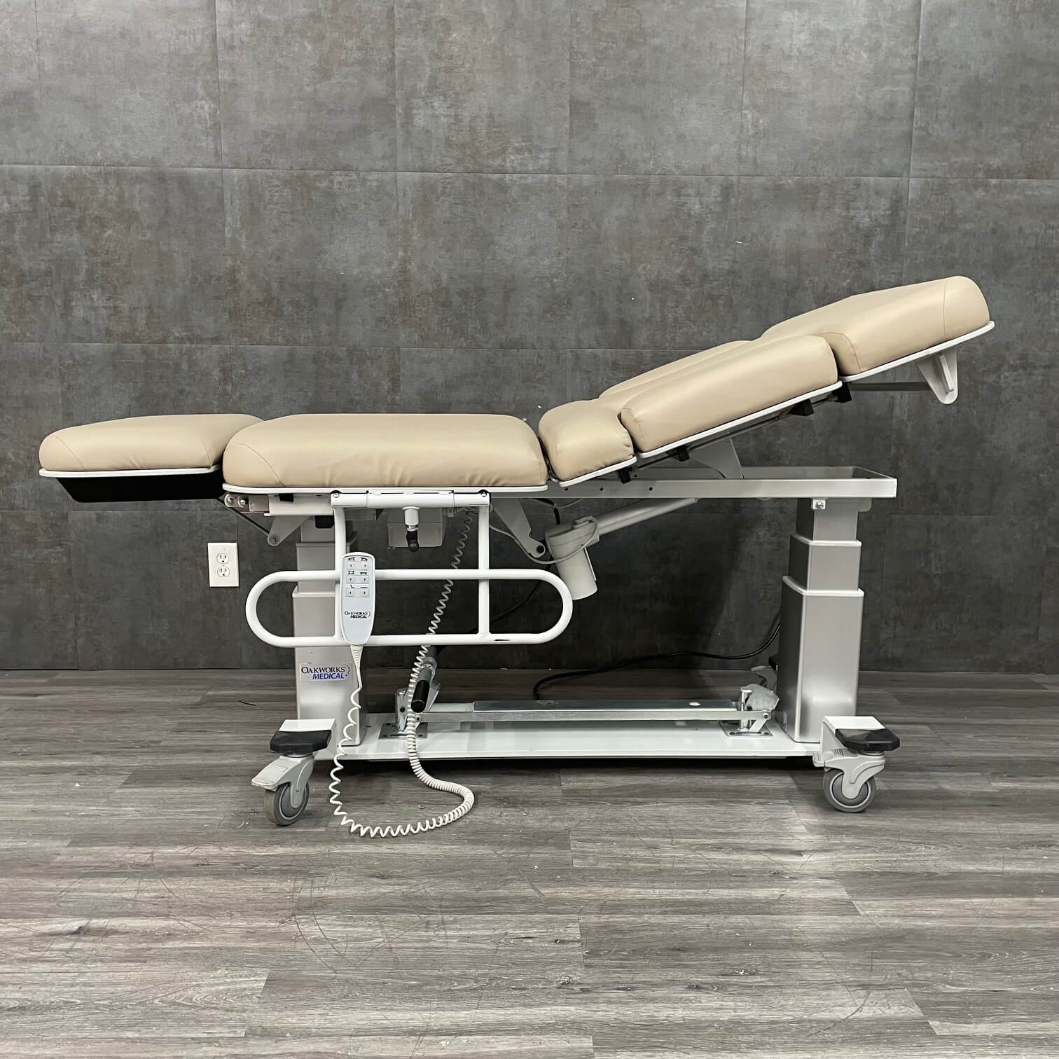 Fowler Backrest and Leg Rest Positioning – Multi Specialty Imaging Setup near me