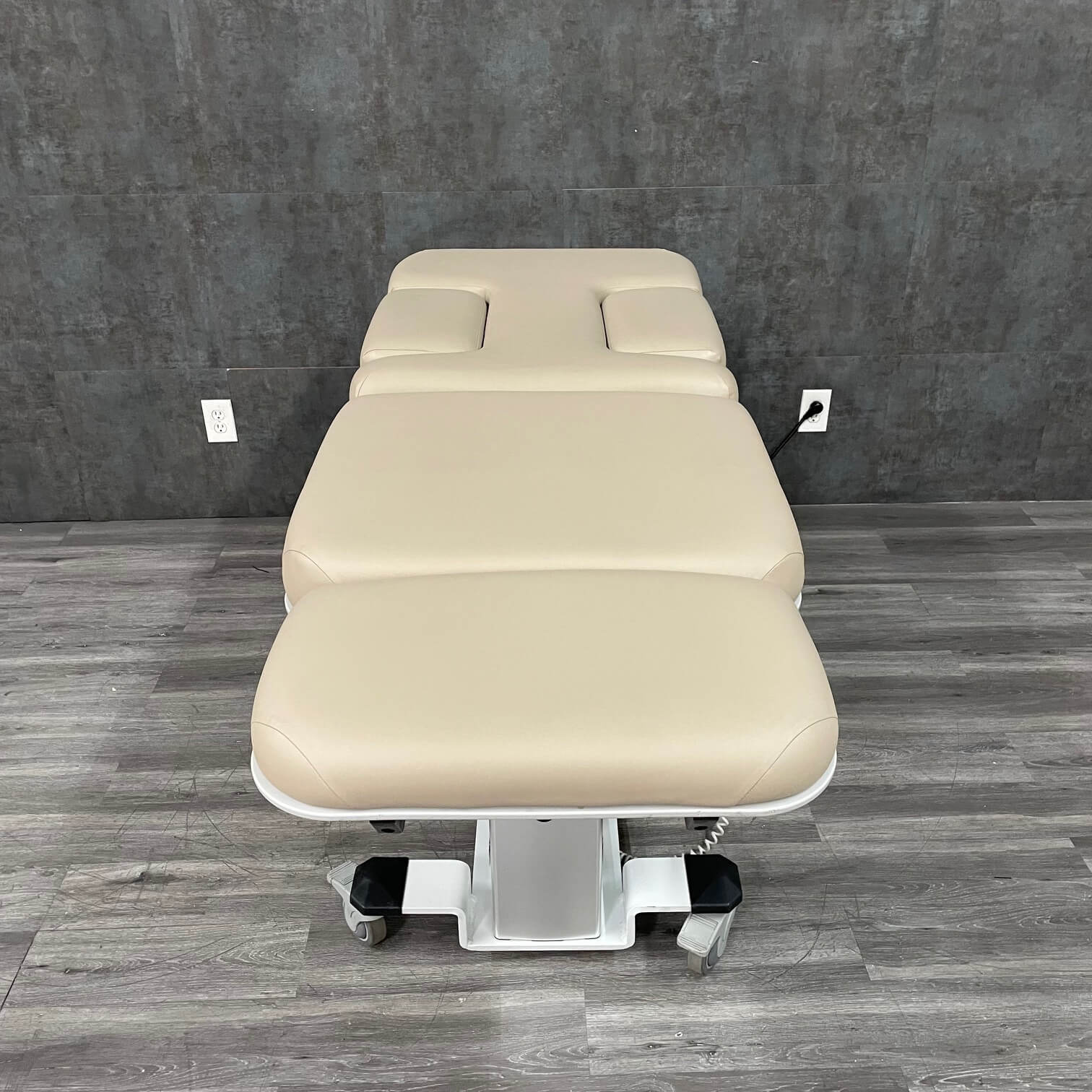 Oakworks Multi Specialty Ultrasound Table Refurbished - Front View