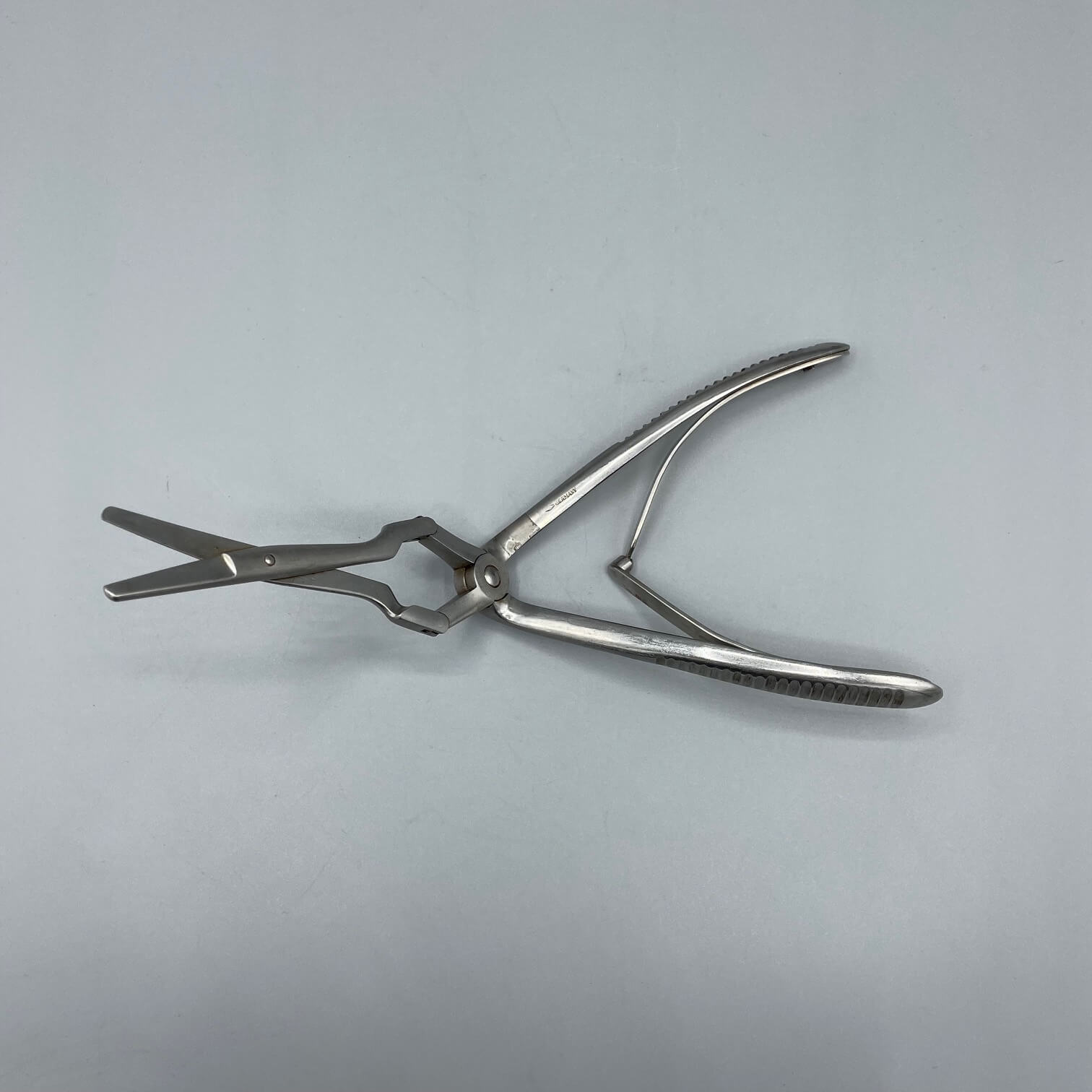Padgett P4892 Becker Septum Scissors