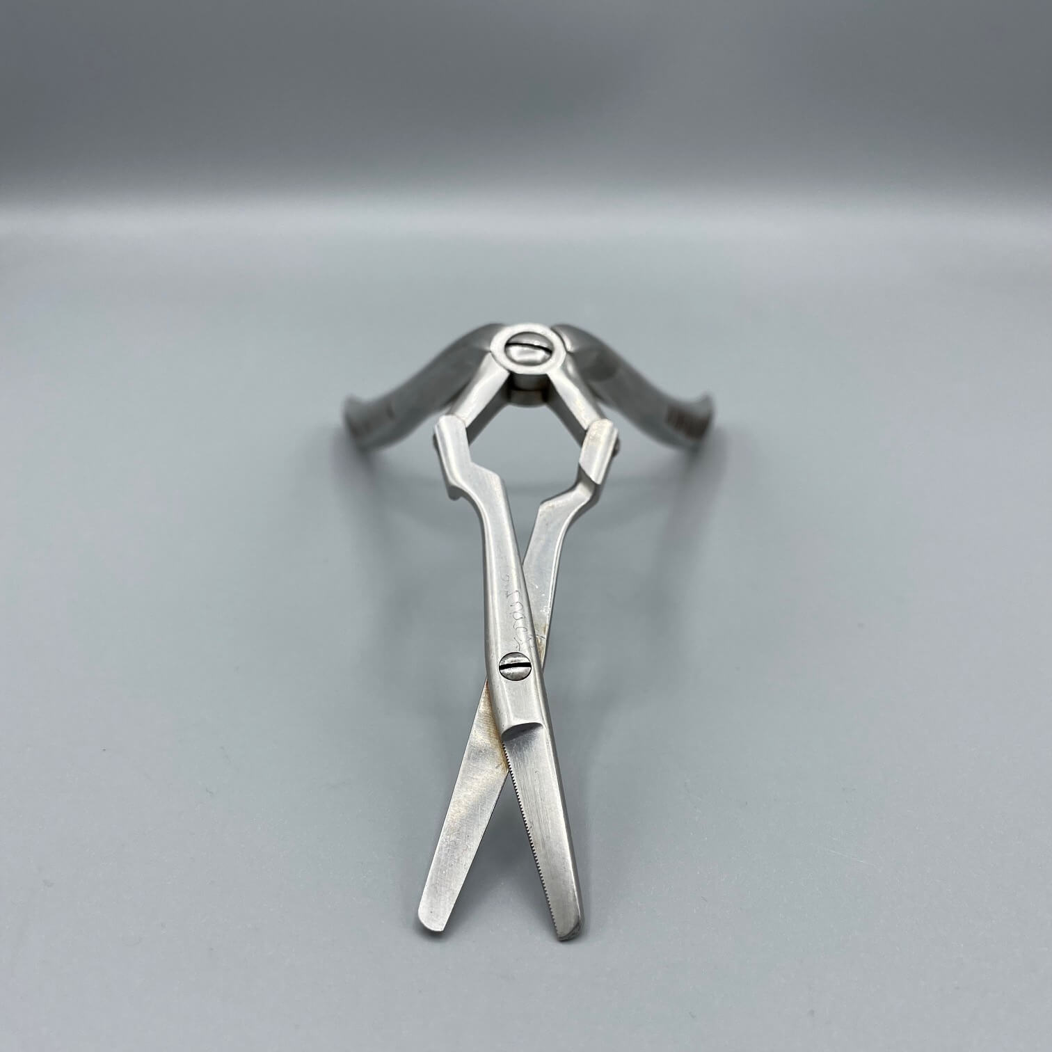 Padgett P4892 Becker Septum Scissors
