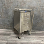 Pedigo anesthetist cabinet