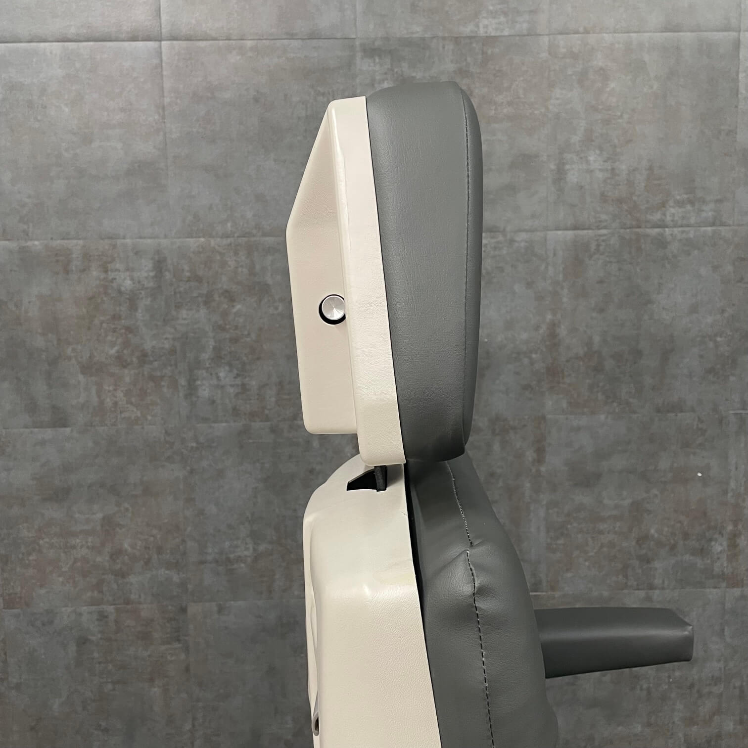 Reliance chair for sale 