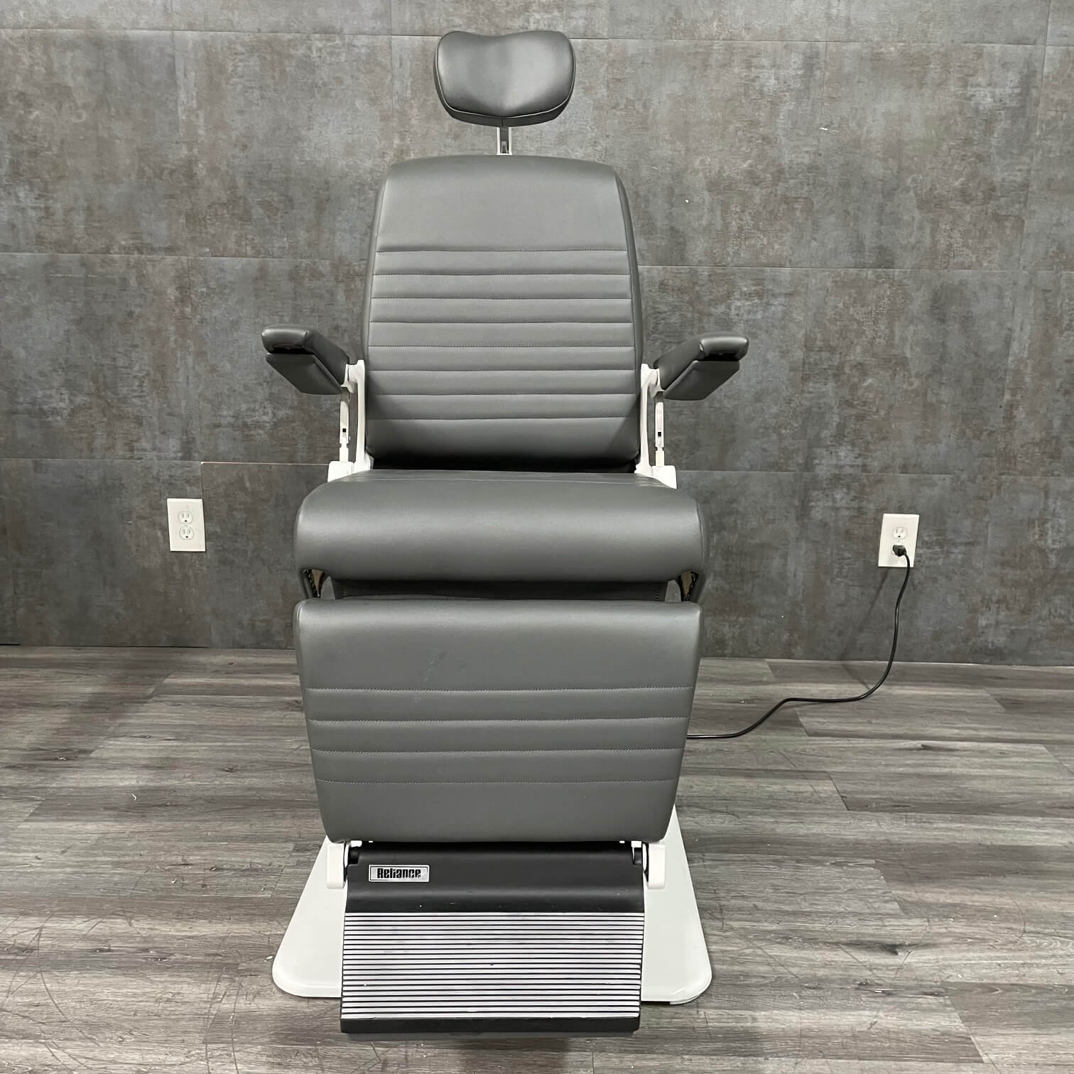 Reliance 6200 Exam Chair