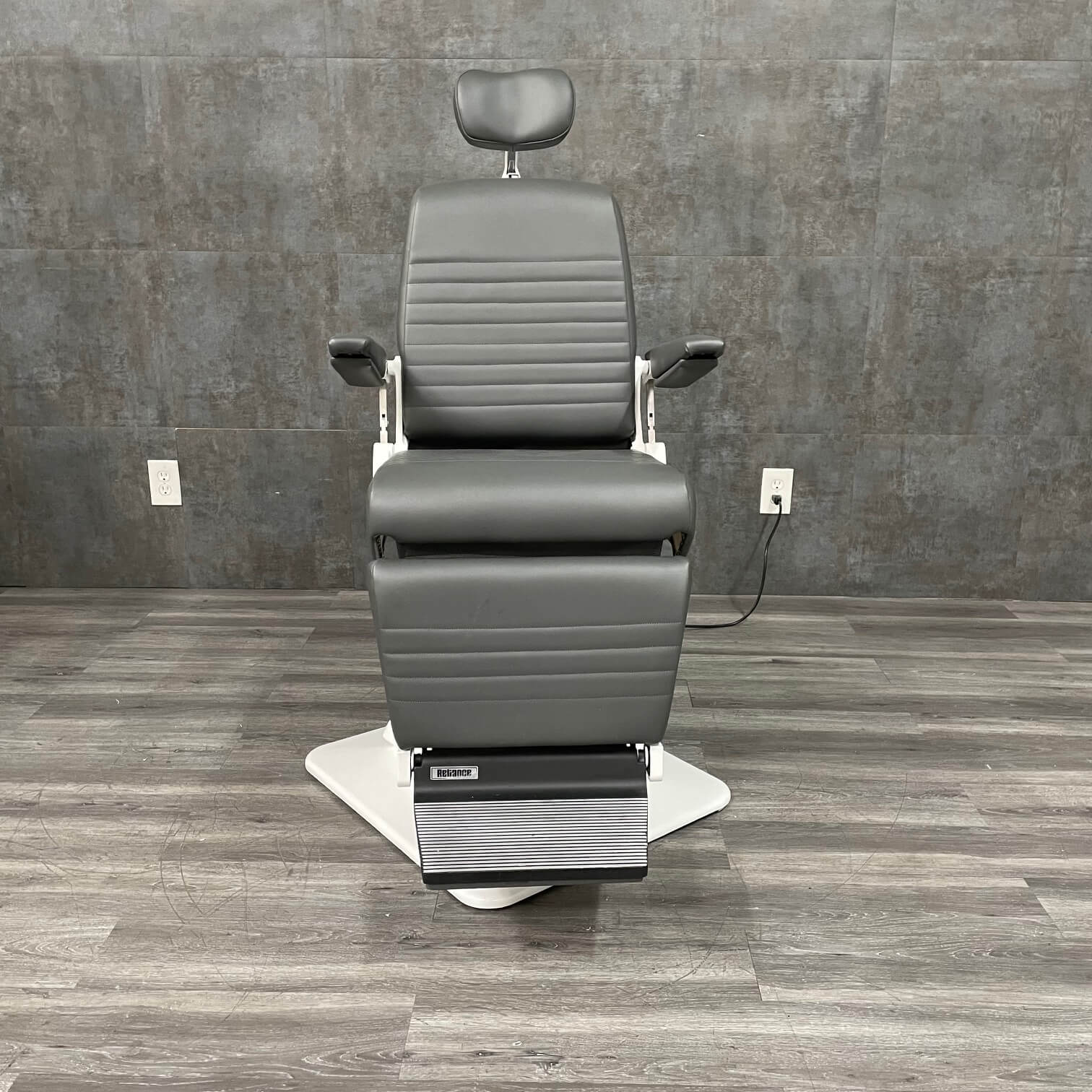 Reliance 6200 Exam Chair