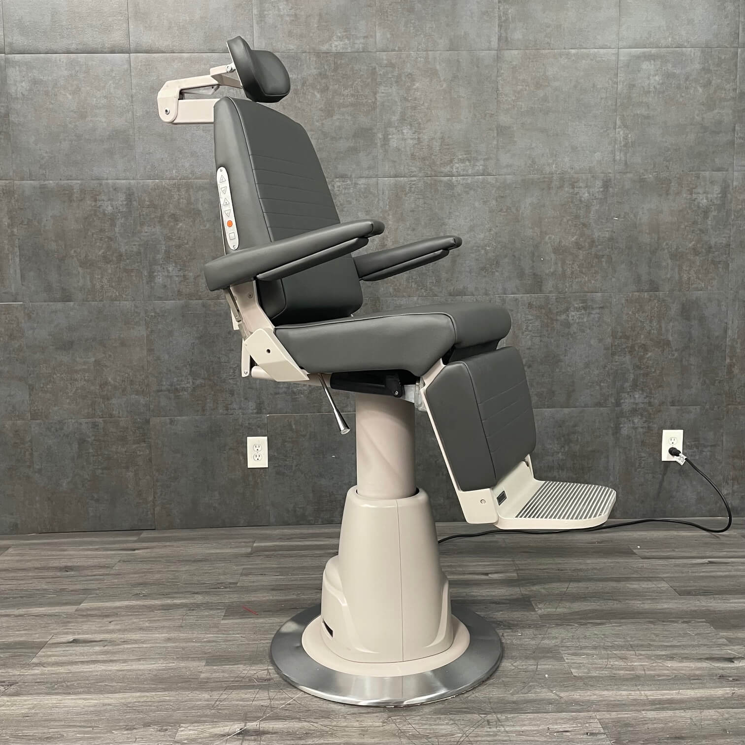 Reliance 710H Power Procedure Chair