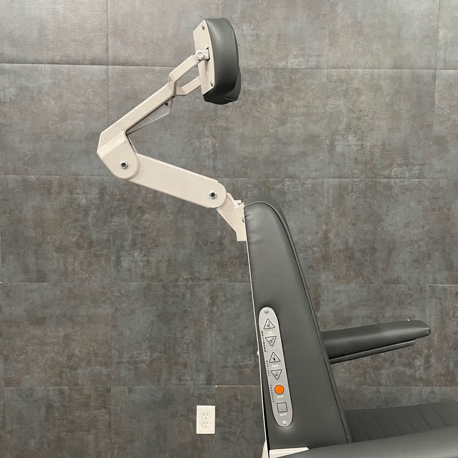 Reliance 710H Power Procedure Chair