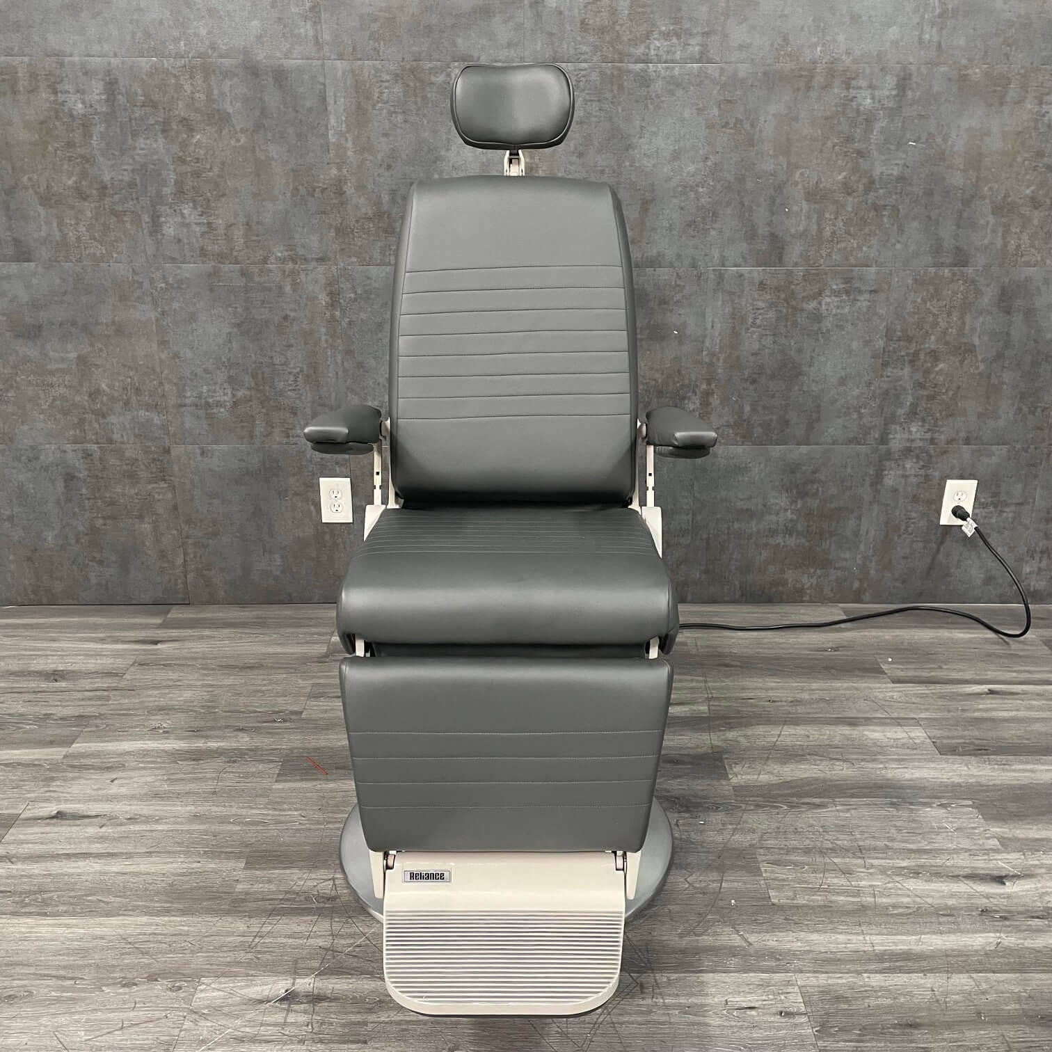 Reliance 710H Power Procedure Chair