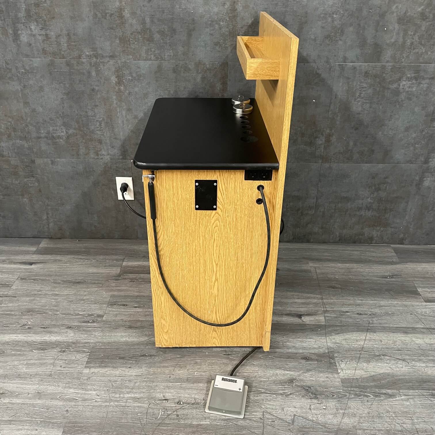 Reliance 8400 ENT Cabinet