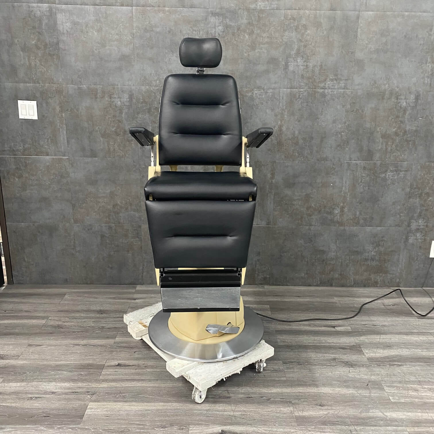 Reliance 880 Chair Angelus Medical