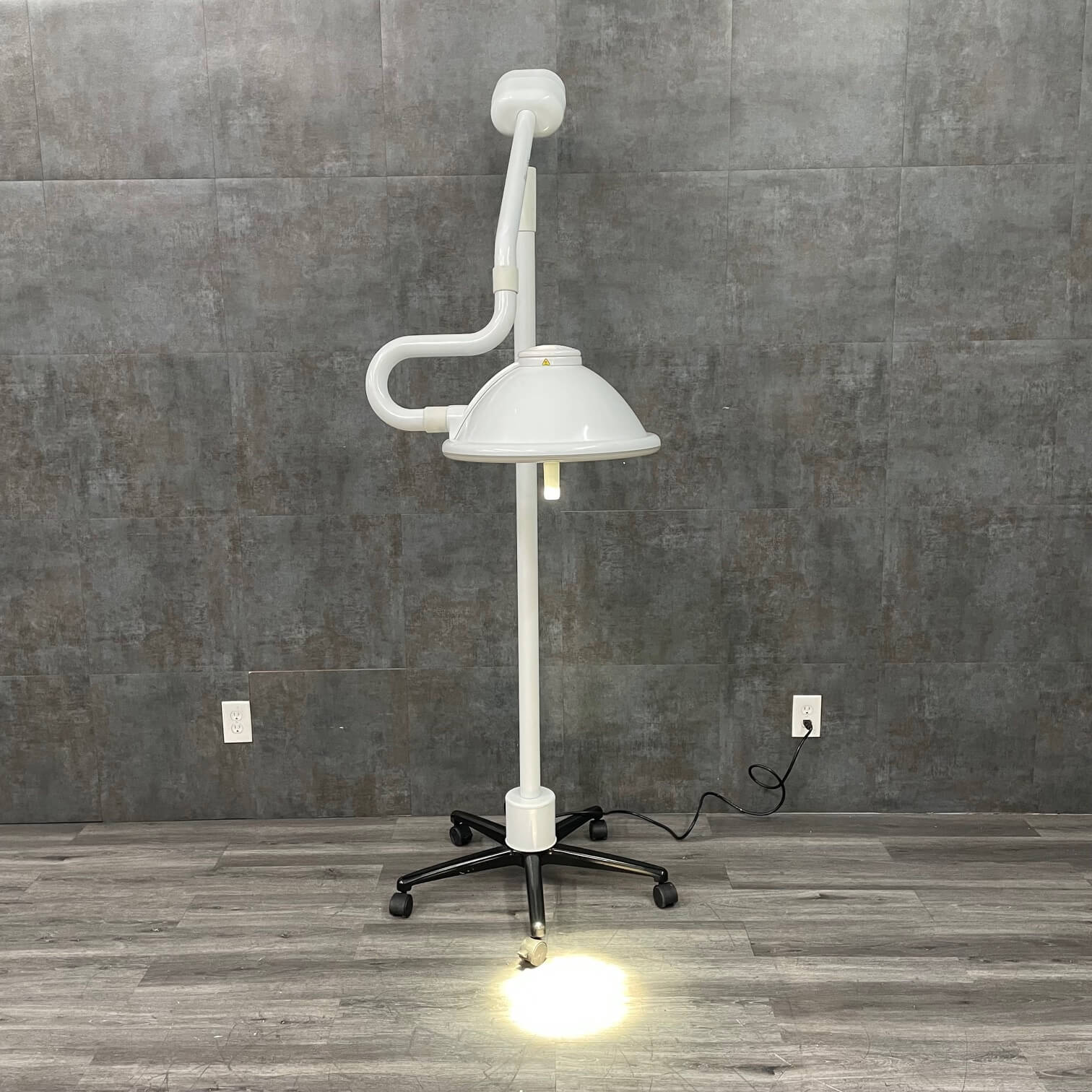 Ritter 355 Surgical Light with Mobile Base - – Angelus Medical and