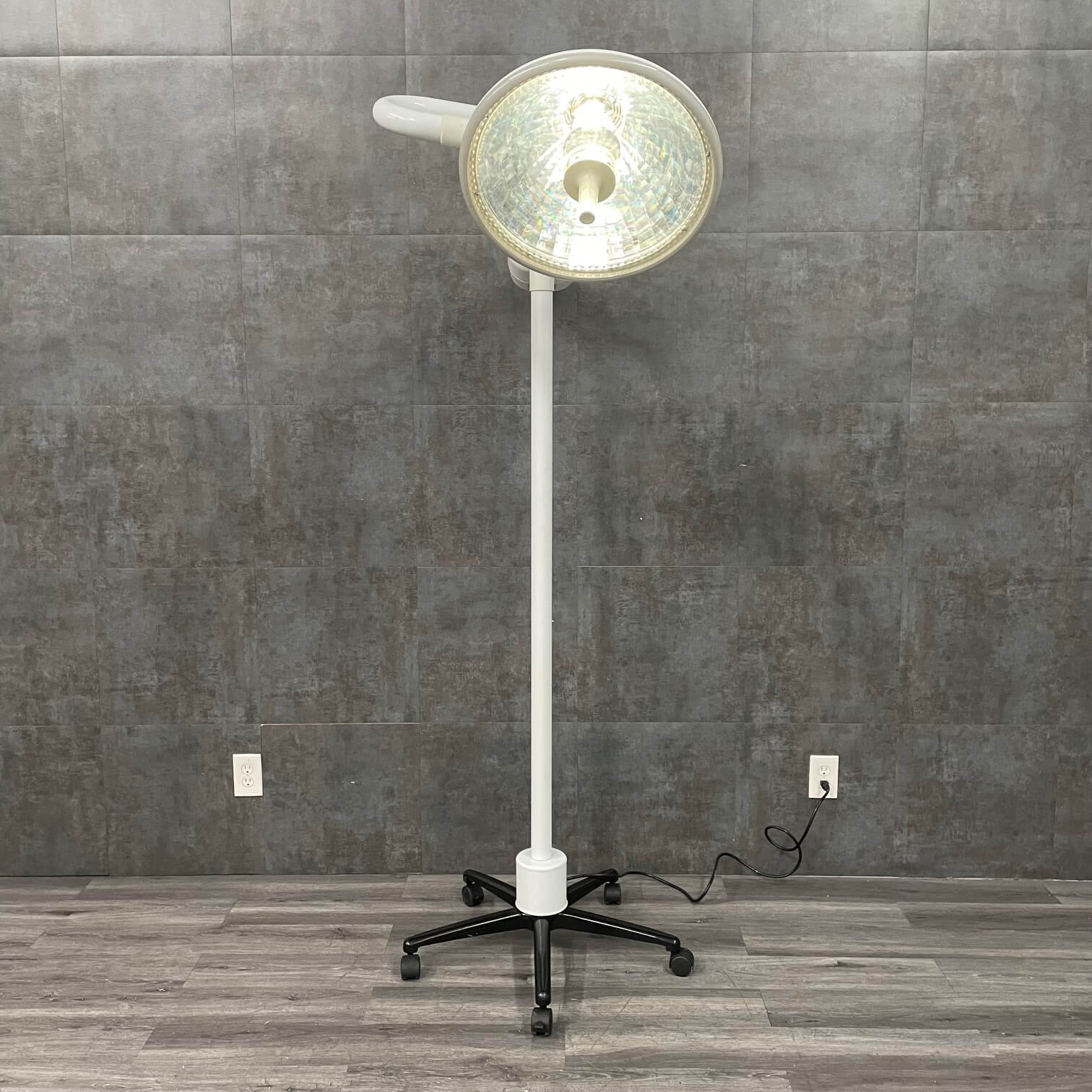 Ritter 355 Surgical Light with Mobile Base