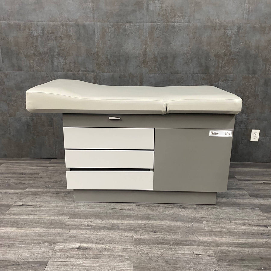 Midmark Ritter 104 series Exam Table - – Angelus Medical and Optical