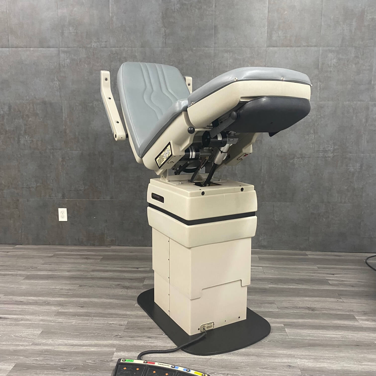 Midmark Ritter 417 Podiatry Chair