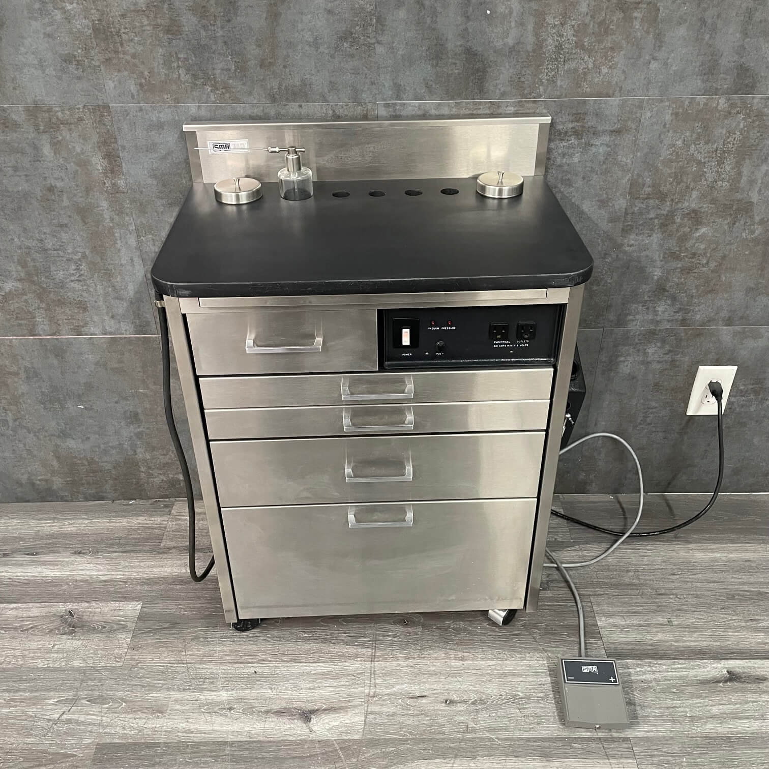 SMR Maxi ENT Cabinet near lax Airport 