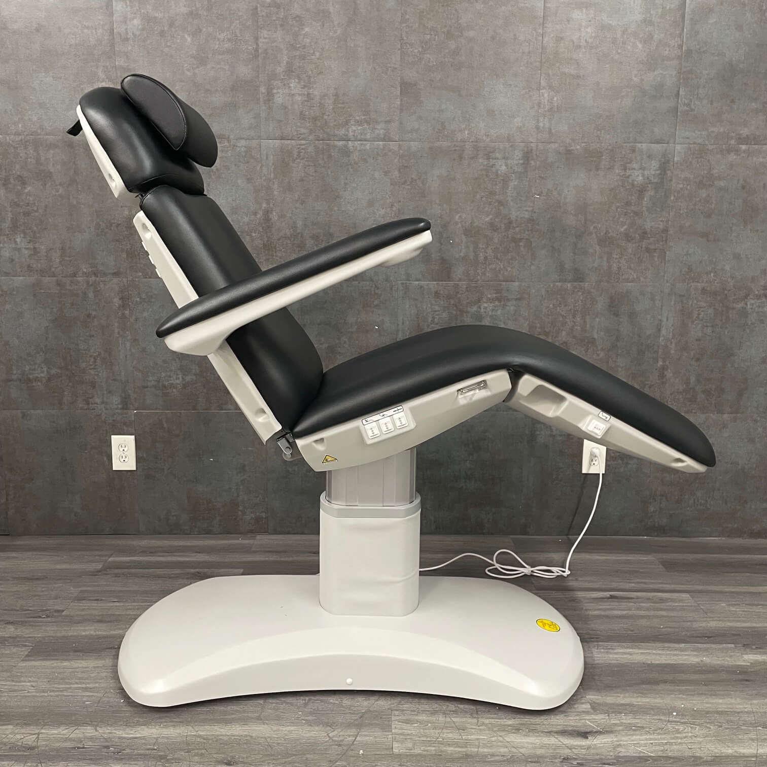 Silver Fox 2270FB Procedure Chair
