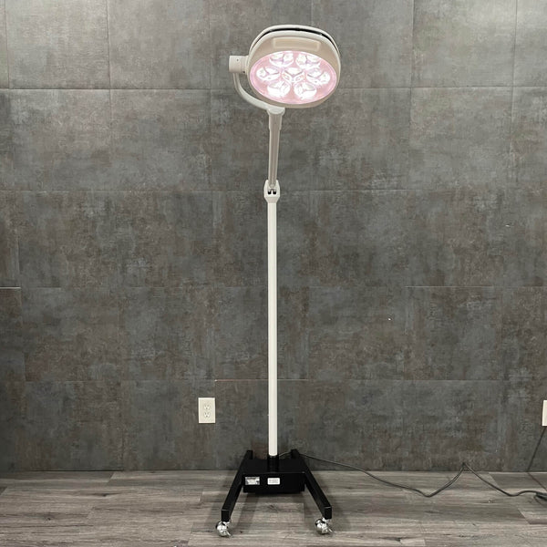 Skytron Spectra AUT1 Surgical Procedure Light