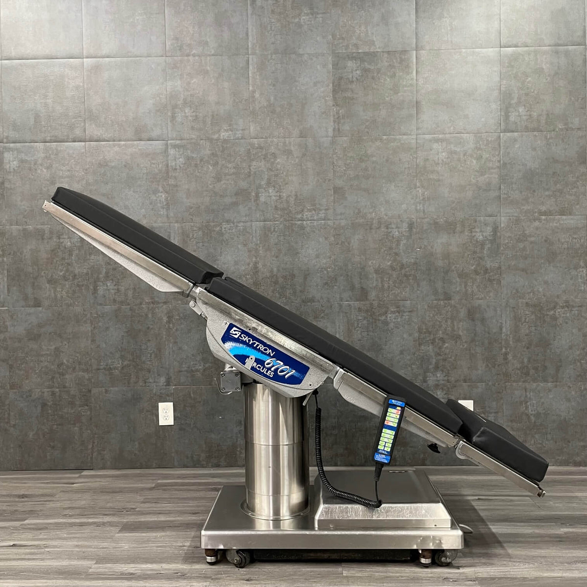 Skytron 6701 Surgical Table | Operating Table - – Angelus Medical and ...