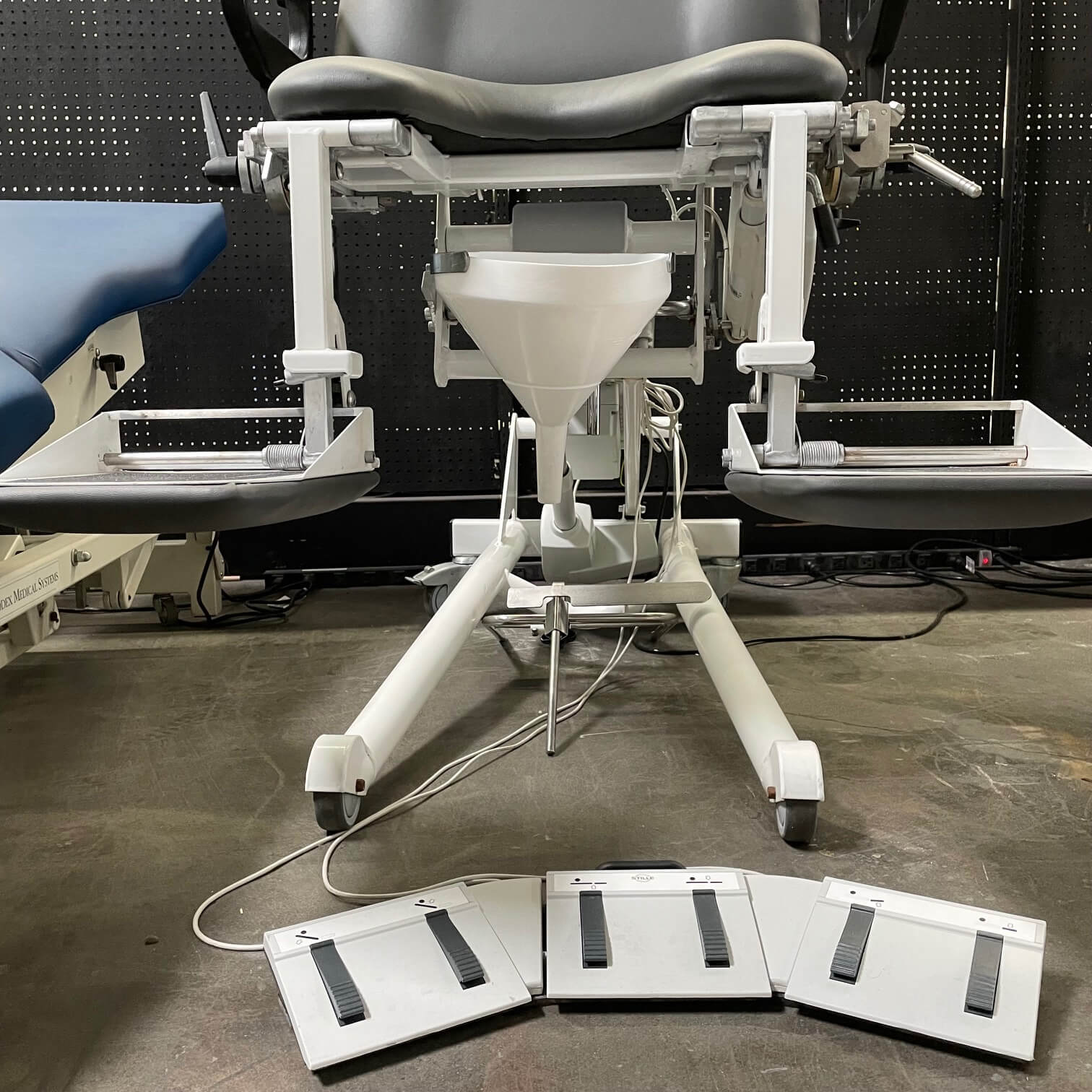 Stile Sonesta S2 Urology Chair