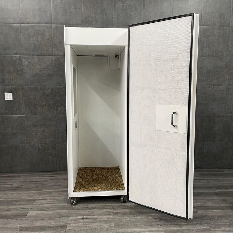 Tracoustics Audio booth near LAX 