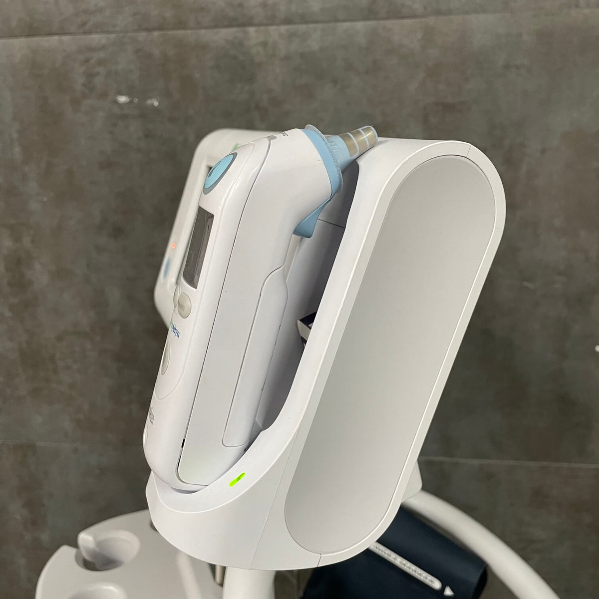 Used Welch Allyn Connex Spot Monitor with ear thermometer for sale near me