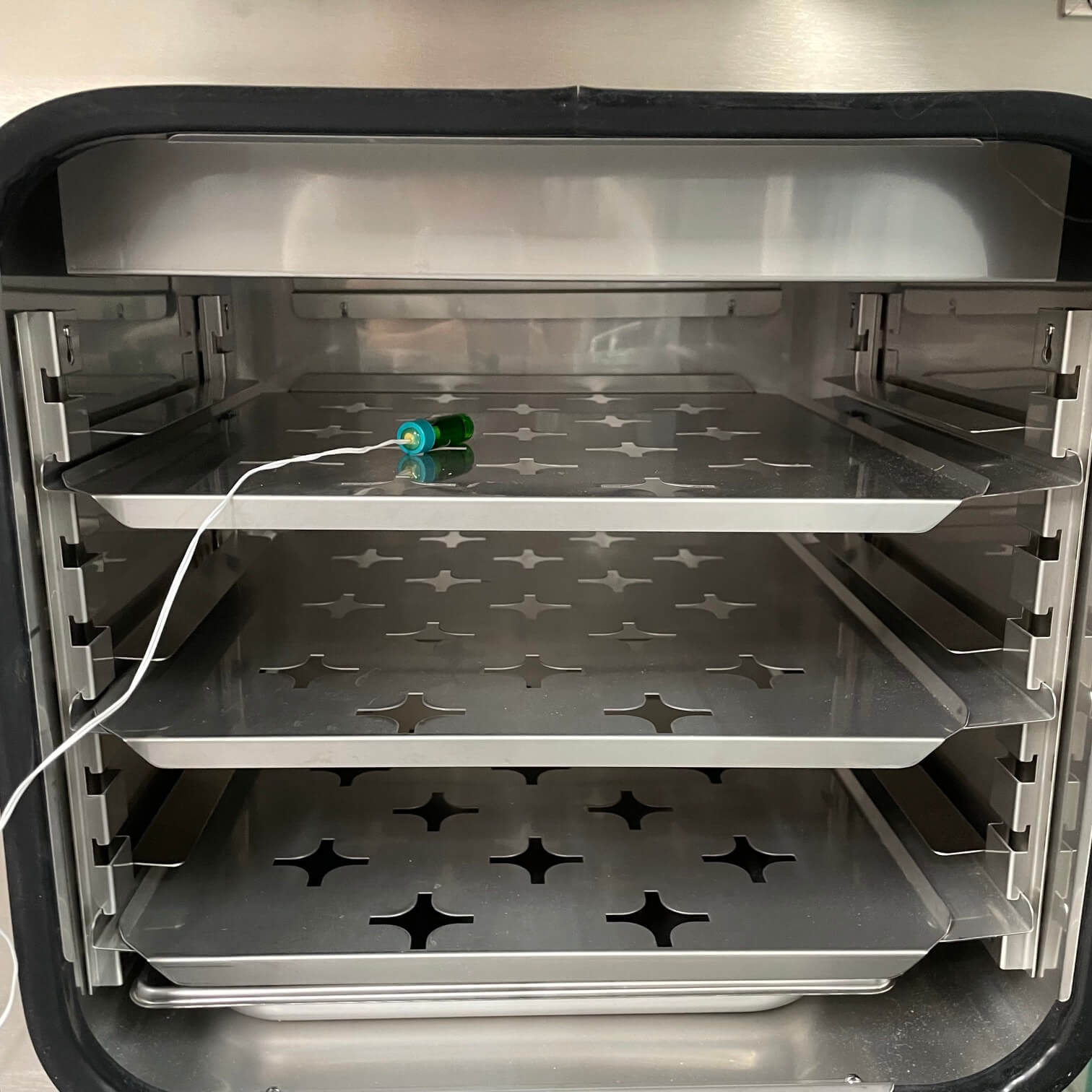 Buy VWR 2310 Incubator Used for Cell Culture Applications 