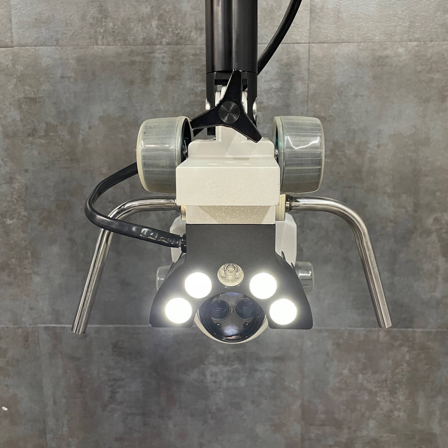 Wallach Zoomscope with Trulight Colposcope