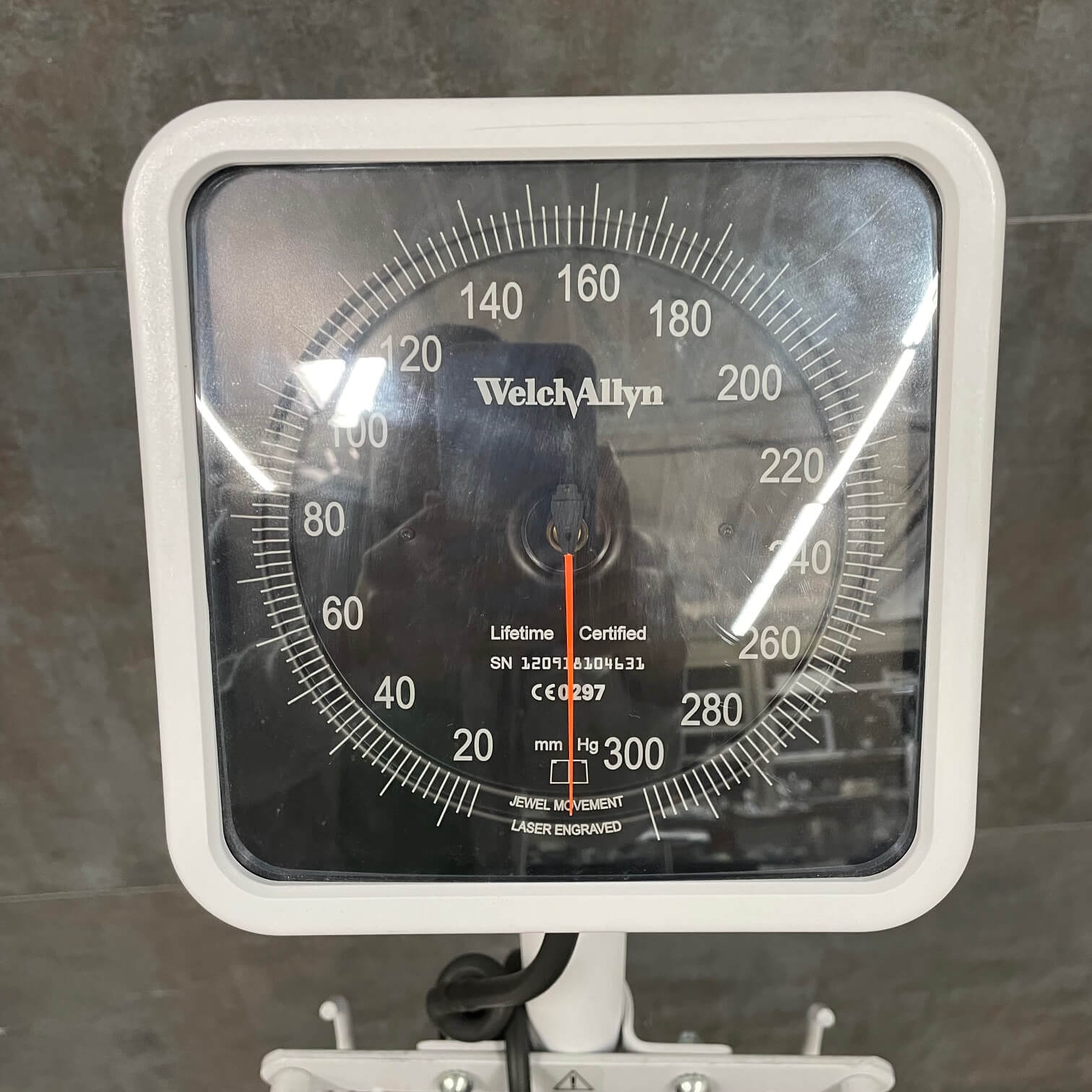 Welch Allyn 767-Series Mobile Sphygmomanometers - – Angelus