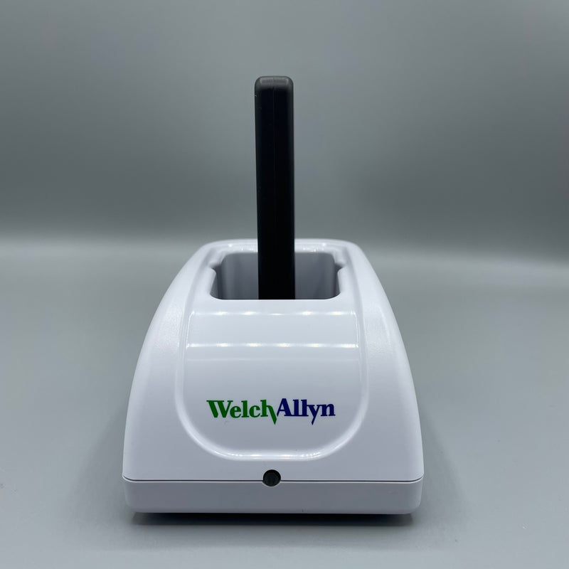 Welch Allyn 80010 Illuminator and charger