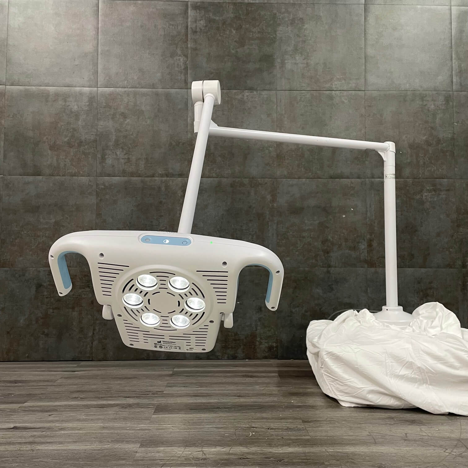 Welch Allyn GS 900 Ceiling Light near me 