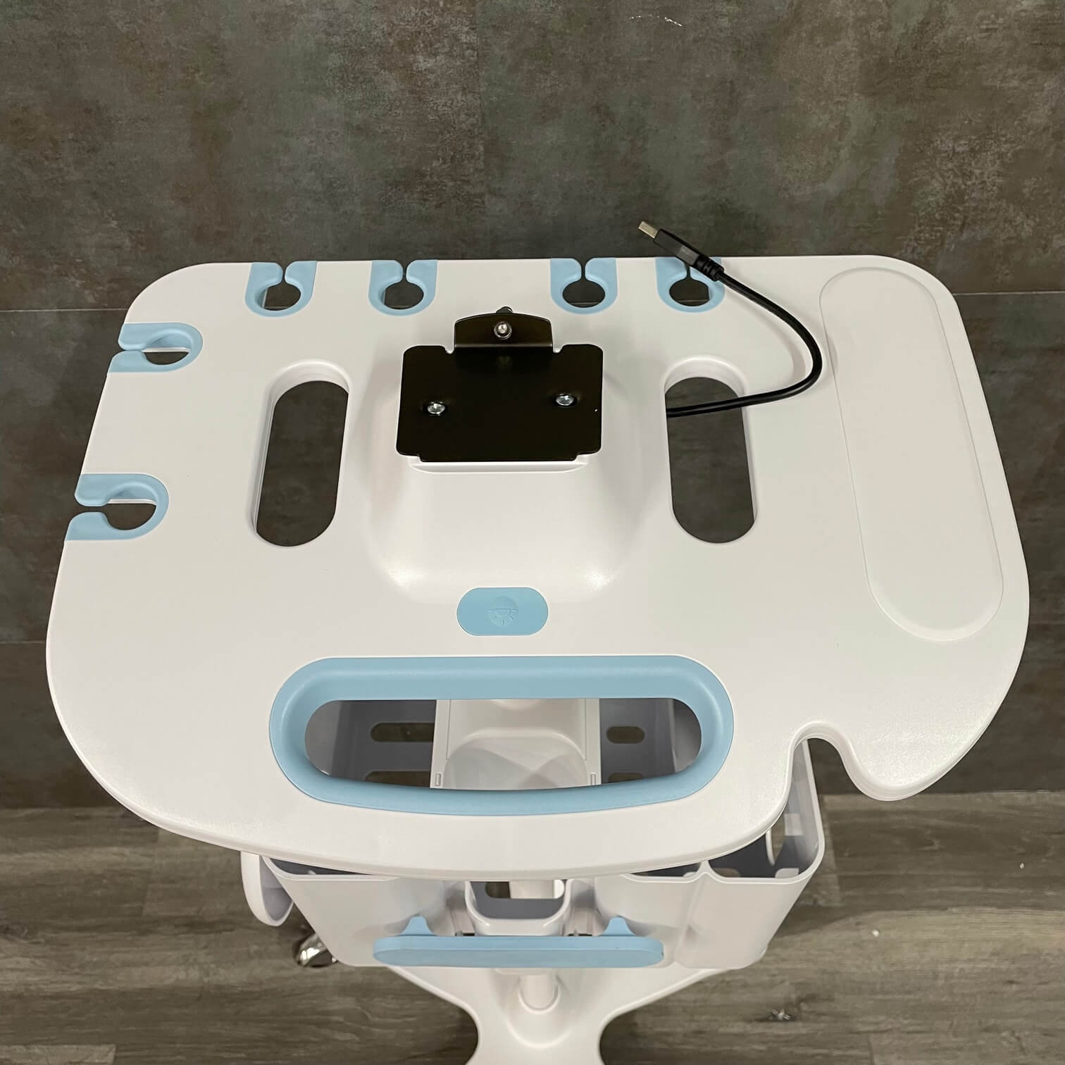 Welch Allyn Mobile Stand w Cable Storage System 