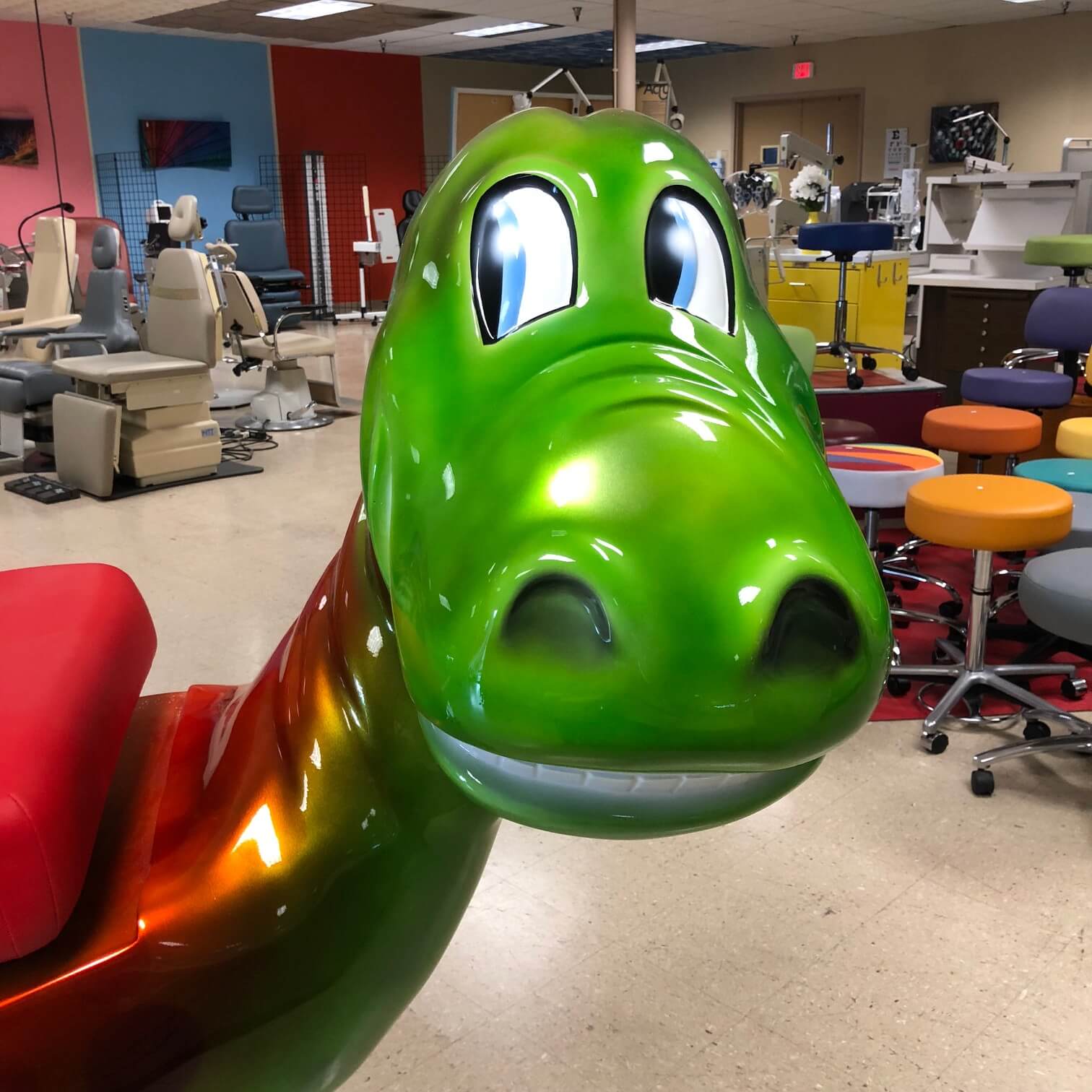 Zoopal,Dinosaur table,Pediatric table,Angelus Medical